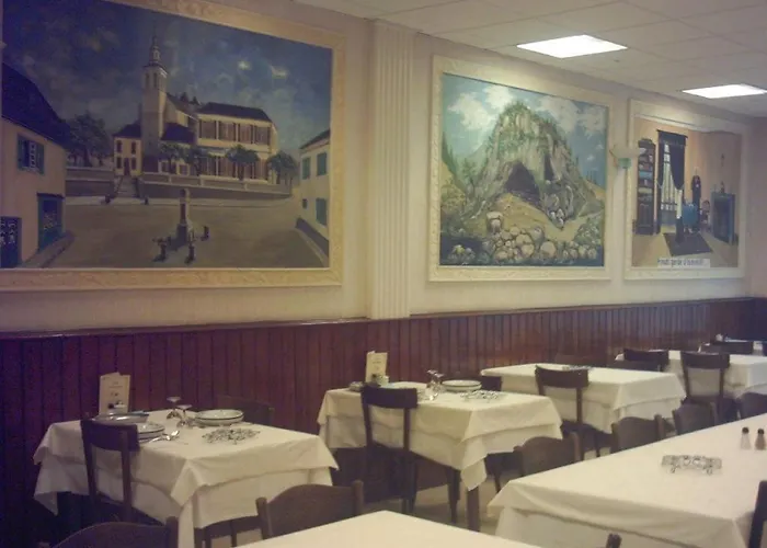 Sainte Agnes Hotel Lourdes