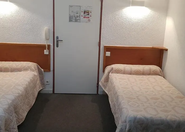 Sainte Agnes 2* ルルド